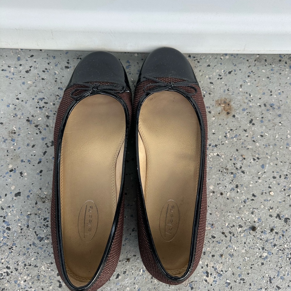 Talbots Black and Brown Women's Flats